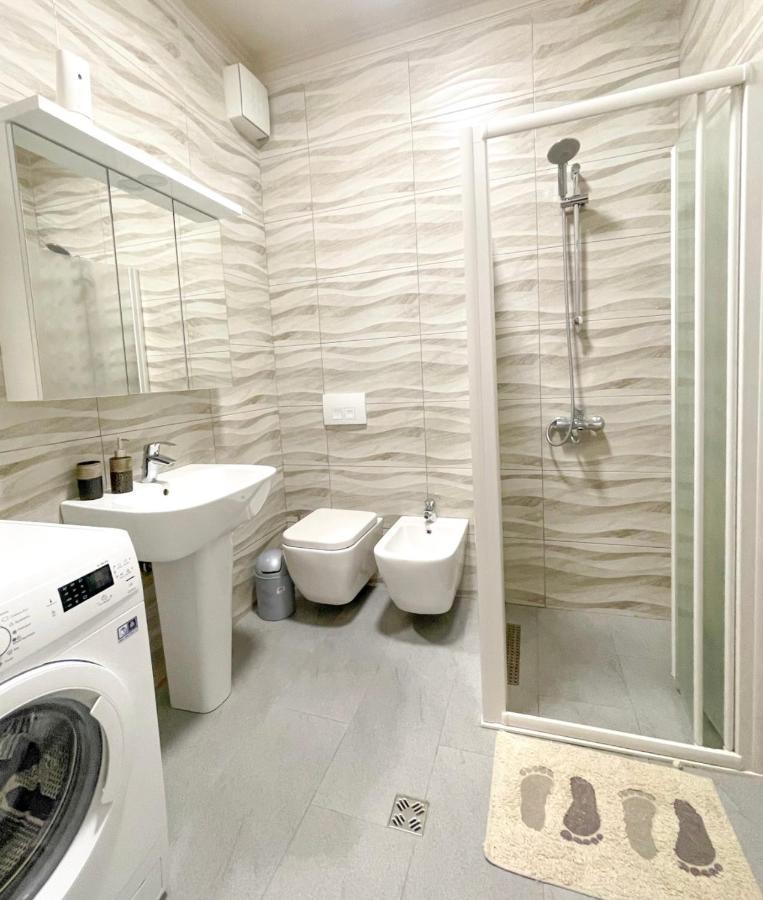 Skyline Sunset Center Apartament Tirana